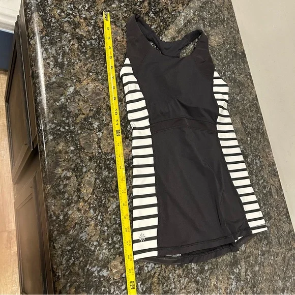 Athleta Ace Racer Back Tank Top Black White Stripes Tennis EUC XS - Picture 12 of 12